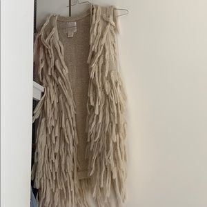 Anthropology Yarn like vest!